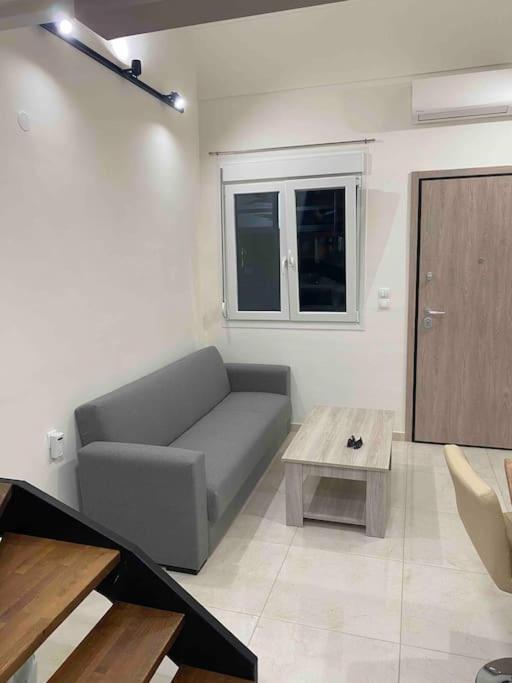 Luxury Loft Kalu Tsesme A Apartment Ioannina Ngoại thất bức ảnh
